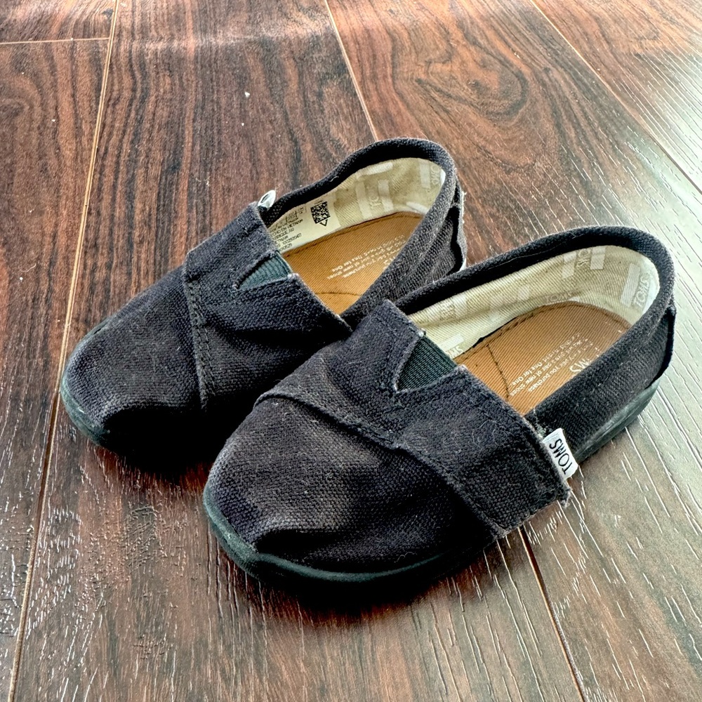 Black Toms for Toddler
